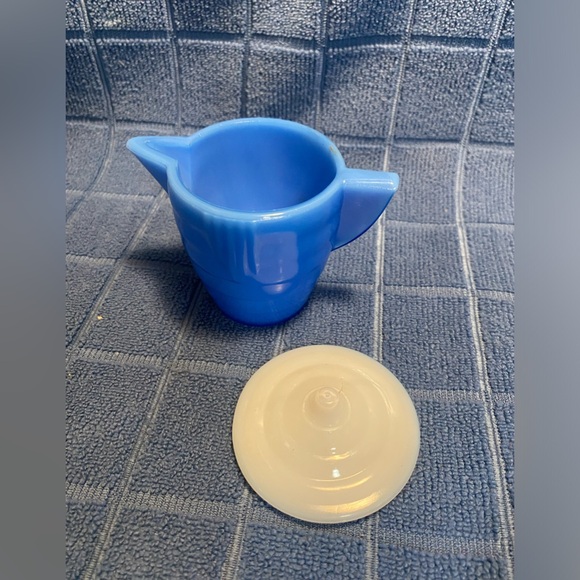 Arko Agate slag glass covered pitcher, small plates & teacups. Vintage. Art Deco - Picture 3 of 5